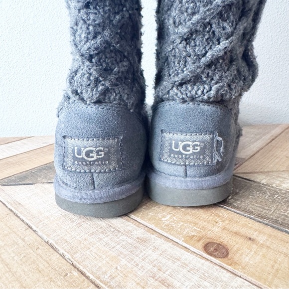 Ugg Lattice Knit Gray Quilted Women's Boots - Picture 10 of 15